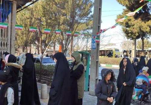 برپایی ایستگاه صلواتی  به مناسبت سالروز پیروزی شکوهمند انقلاب اسلامی در روز ۲۲ بهمن ماه